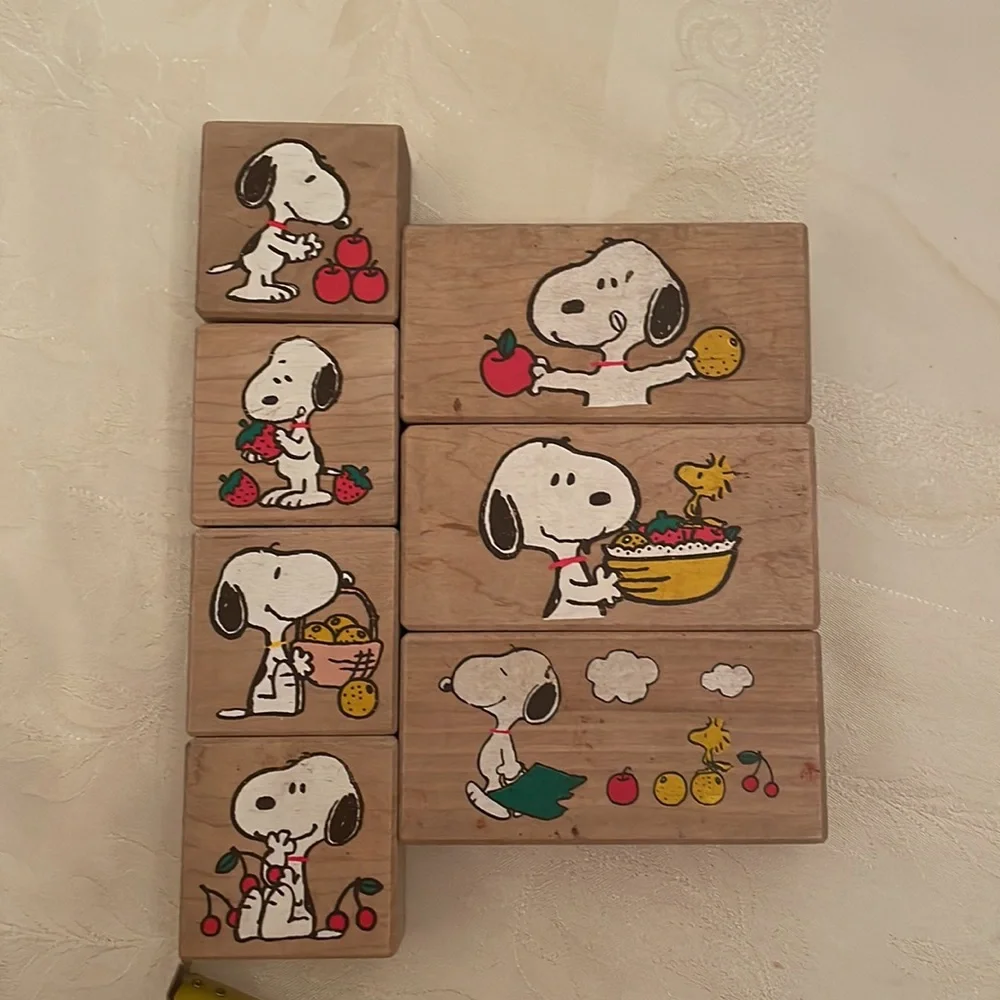Vintage Snoopy Peanuts United Feature Syndicate inc wood blocks 1958 & 1965 (Mlb